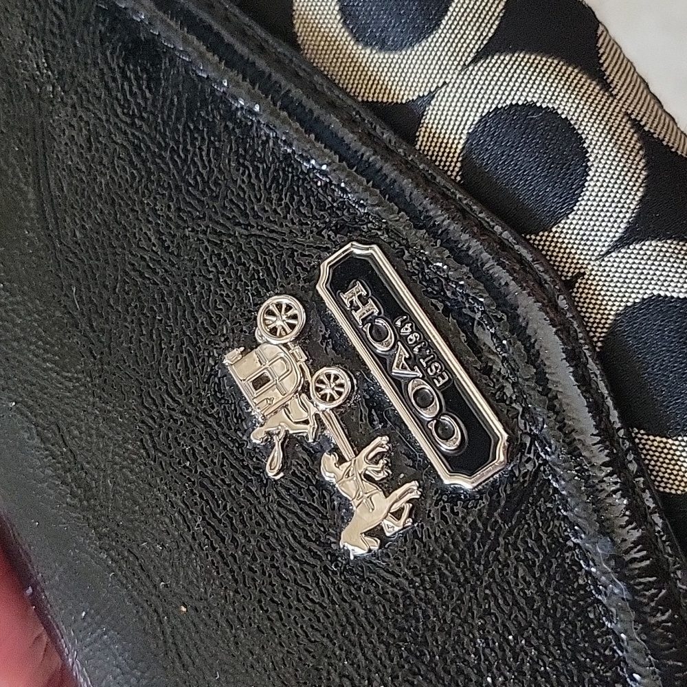 RARE Coach Vintage Optic C Signature Trifold Long Wallet - Picture 5 of 16